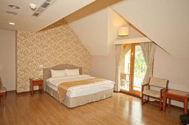 We Resort Sun Moon Lake Eksteriør billede