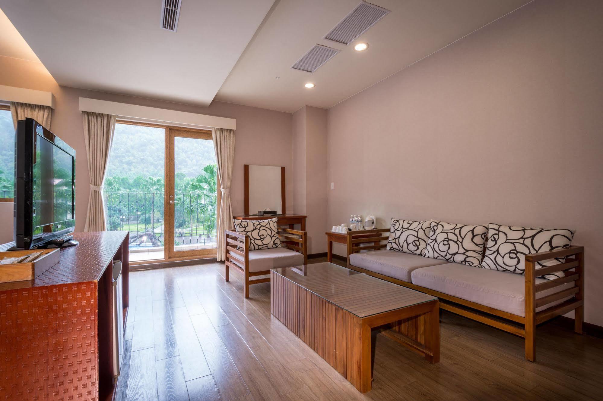 We Resort Sun Moon Lake Eksteriør billede