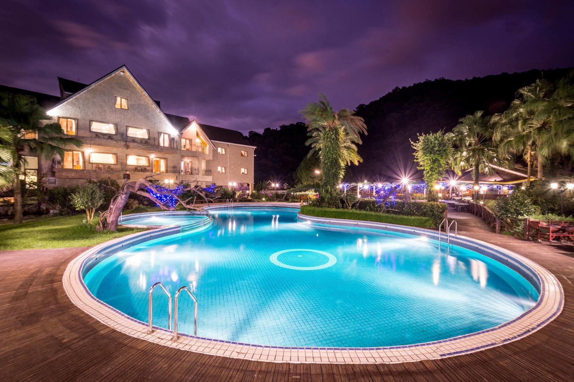 We Resort Sun Moon Lake Eksteriør billede